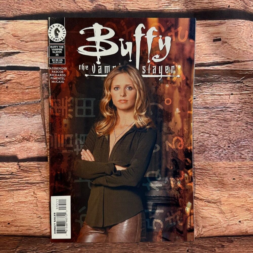 Buffy the Vampire Slayer #35 Dark Horse Comics Photo Variant 2001